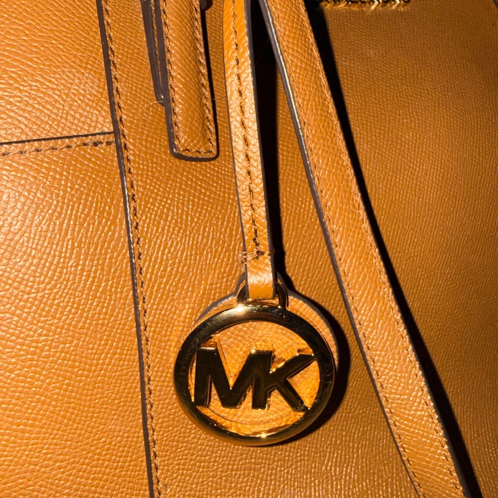 Michael Kors Jet Set Tote bag - Picture 2 of 7